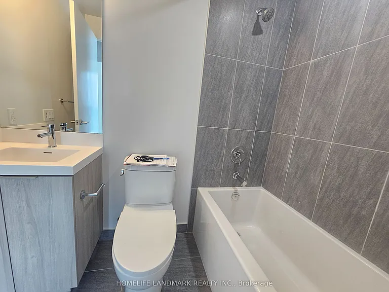 5858 Yonge St #2123 — Photo 10
