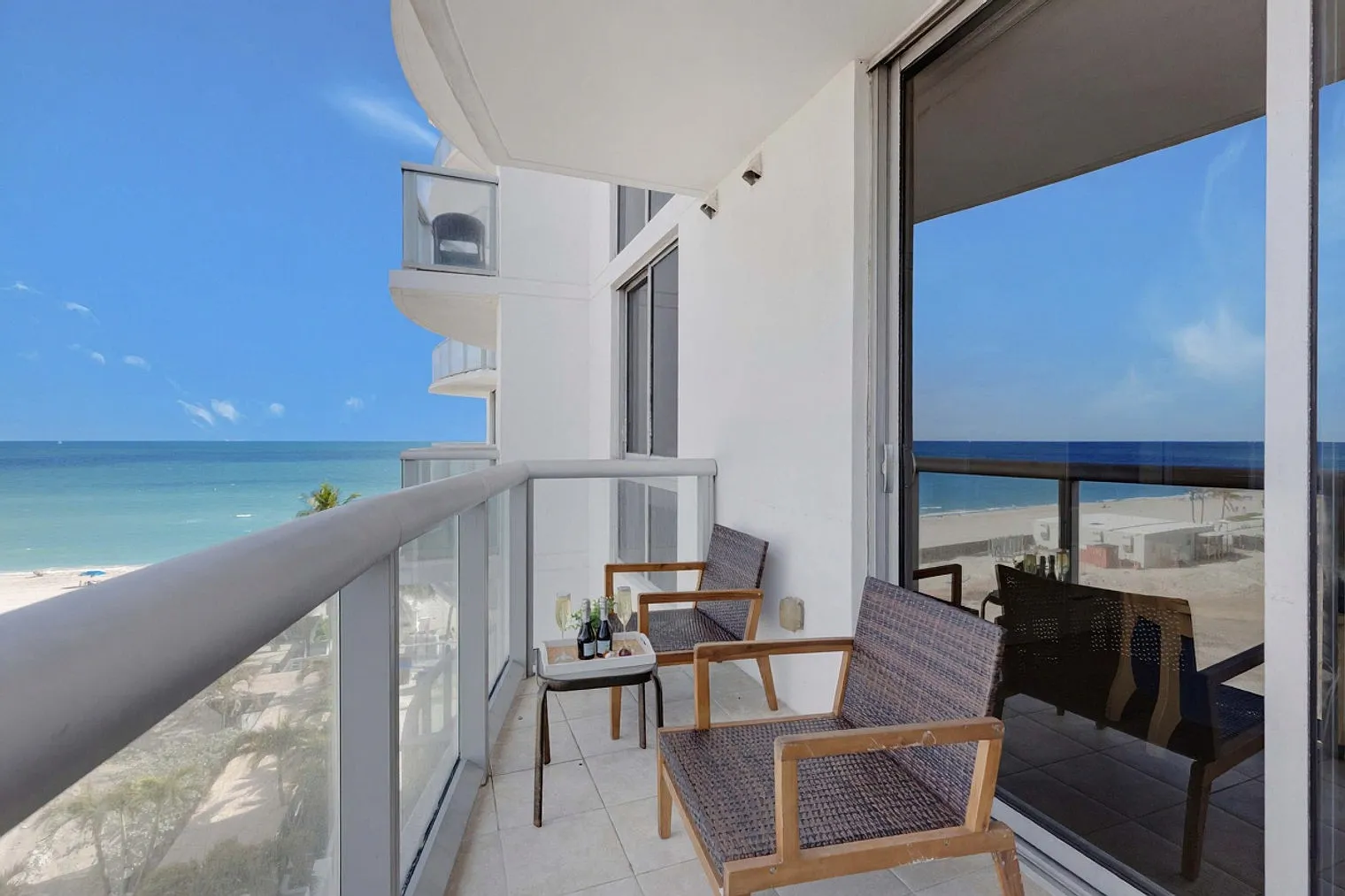 1 bed, 1.0 bath, 678 sqft, $3,797 — Photo 3