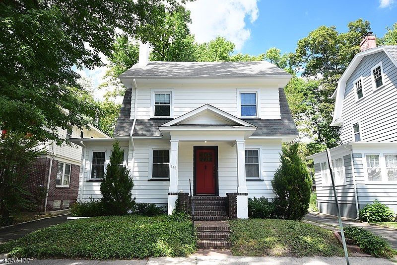 1st image of 145 Reynolds Pl