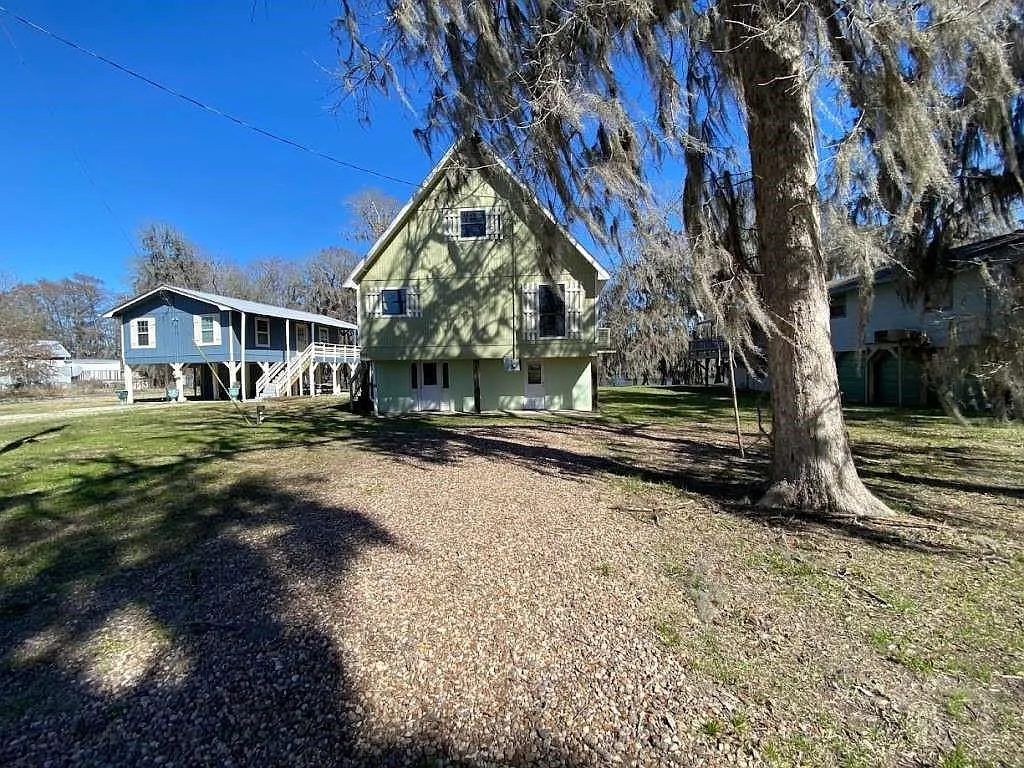 3 bed, 2.0 bath, 1600 sqft, $1,750 — Photo 3