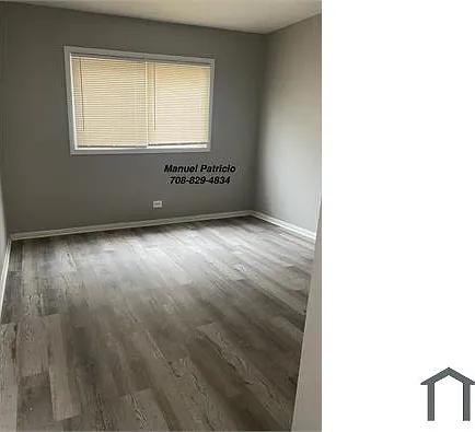 7812 S Troy St #13 — Photo 4