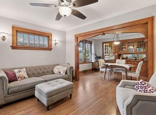 958 James Ave, Saint Paul, MN 55102