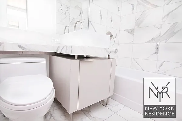 Rented by New York Residence | media 14