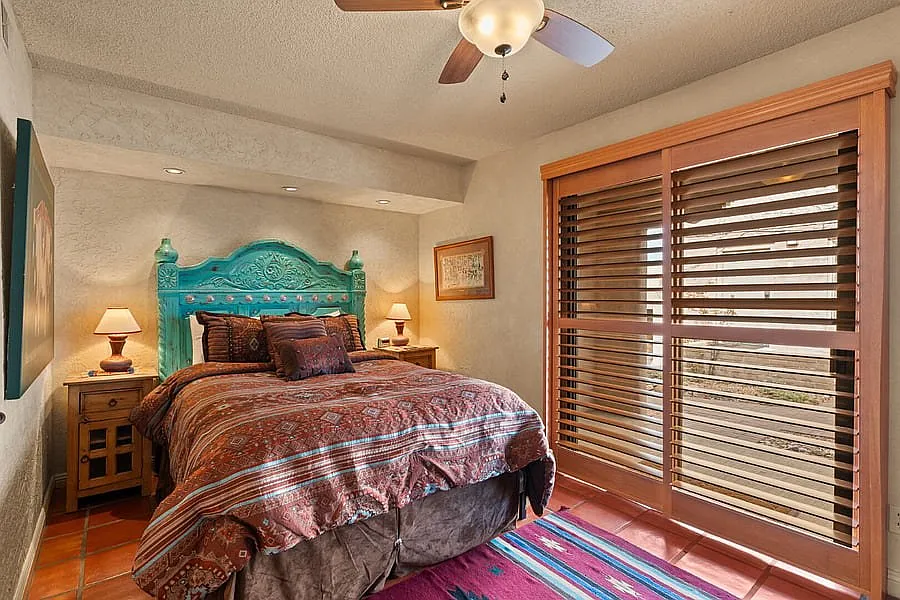 2 bed, 984 sqft, $4,500 — Photo 4