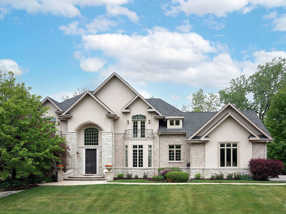 1st image of 28592 W Park Dr