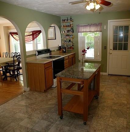 Spacious Kitchen