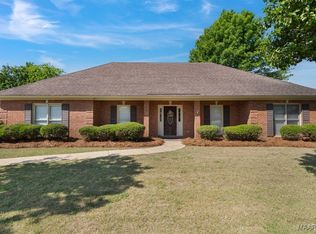 8800 Oak Meadow Ct, Montgomery, AL 36116
