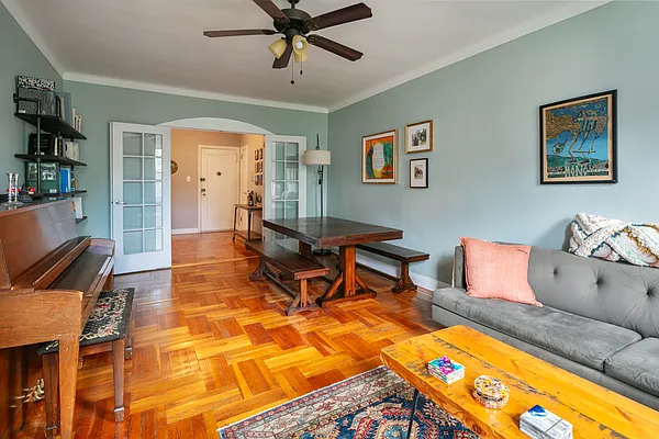 Sold by Compass | media 2