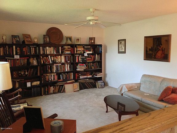 2nd image of 334 E Balboa Dr