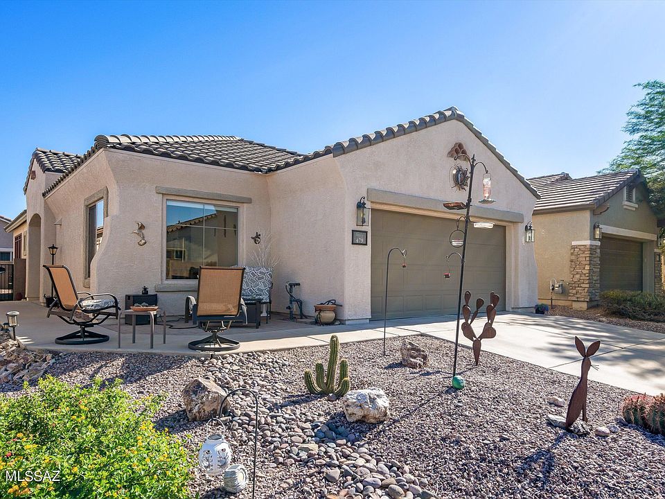 1st image of 479 W Calle Moncayo