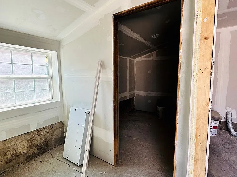 Stadium Ave — Photo 28
