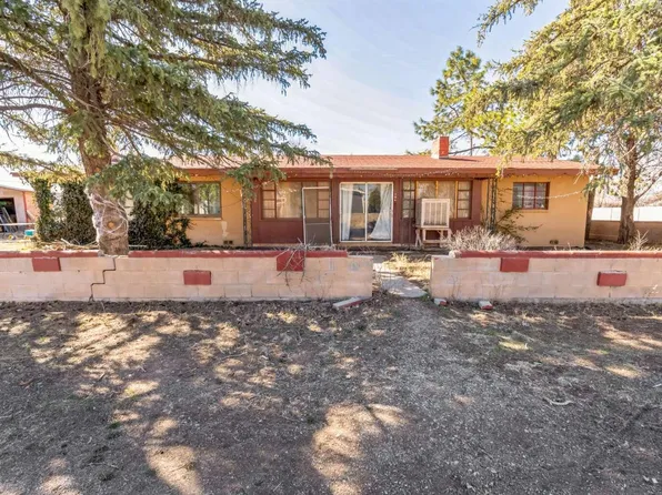 708 Girard Ave W, Moriarty, NM 87035