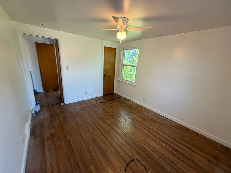 325 Meyer Rd — Photo 10
