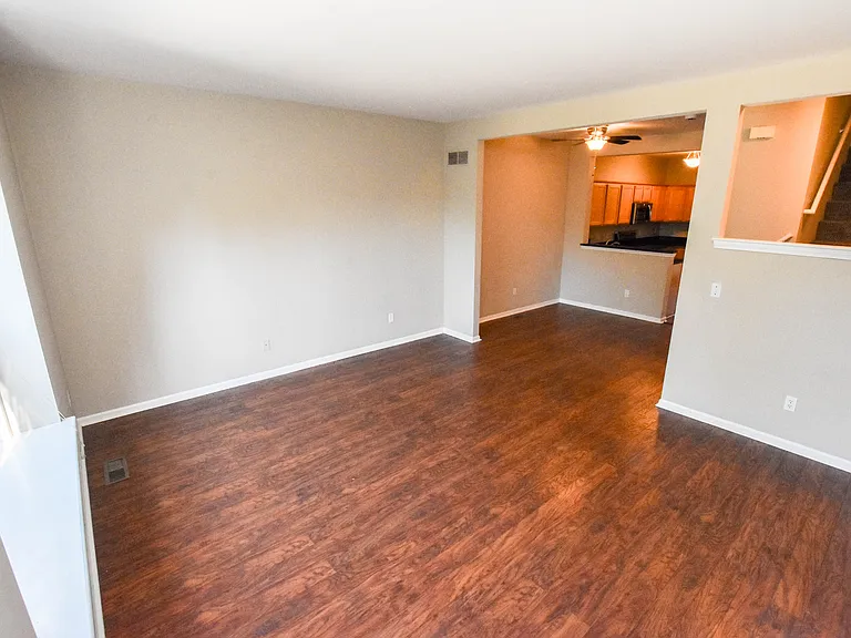 2180 Knotty Pine Trl — Photo 9
