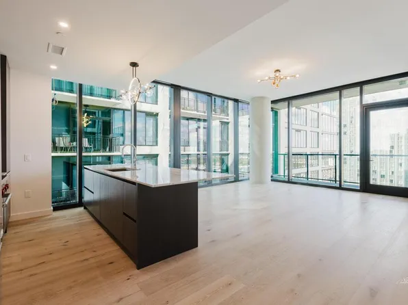 610 Davis St #2608, Austin, TX 78701