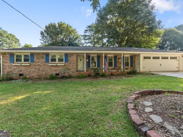 1212 Stephens St SW, Lilburn, GA 30047