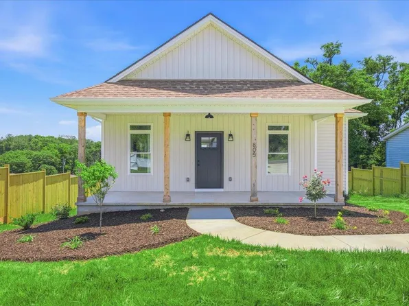 805 14th St, Altavista, VA 24517