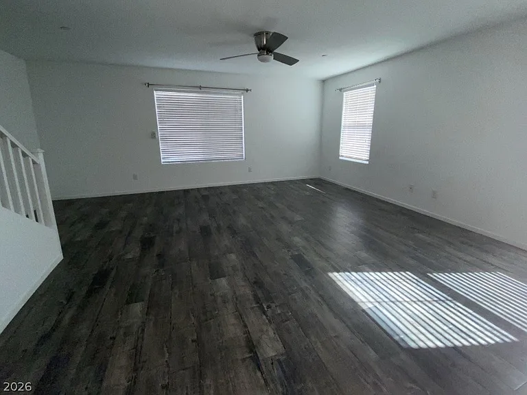 1051 Admiral Emblem St — Photo 6