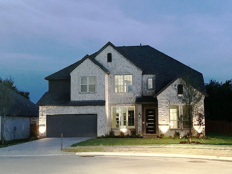 1st image of 900 Bryan Walker Dr