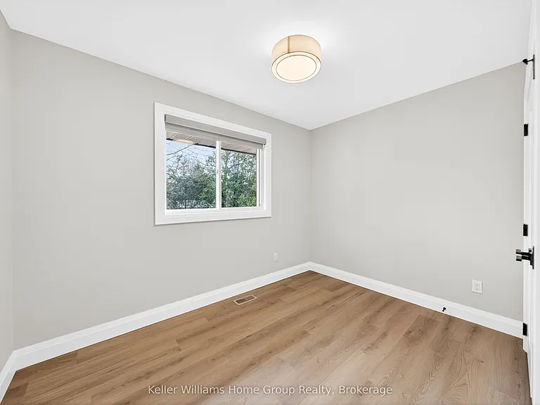 535 Elgin St — Photo 30