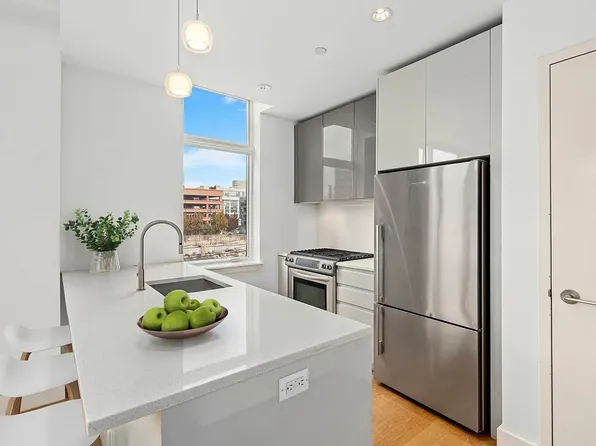 2-26 50th Avenue image 1 of 8