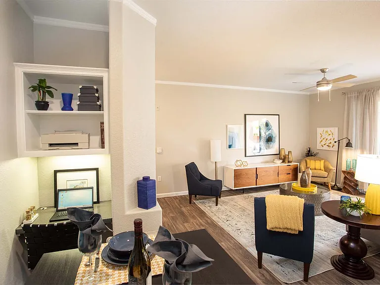 Biscayne Bay Apartments — Photo 5