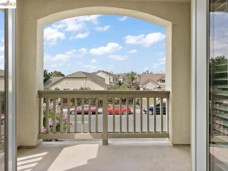 1208 Picadilly Ln — Photo 12