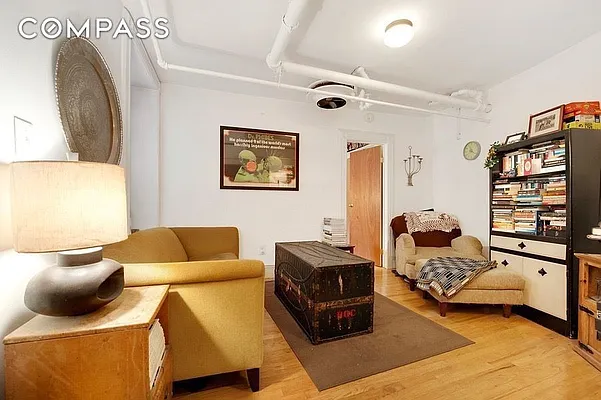 Rented by Compass | media 2
