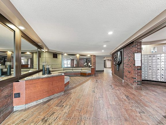 2nd image of 20 Chesterton Dr #411