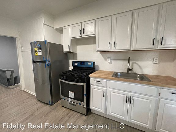 2nd image of 123 Benkard Ave Floor 2