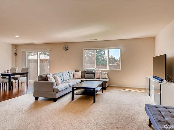 4th image of 4202 E Roosevelt Ave