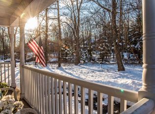 7 Flagstone Ln, East Stroudsburg, PA