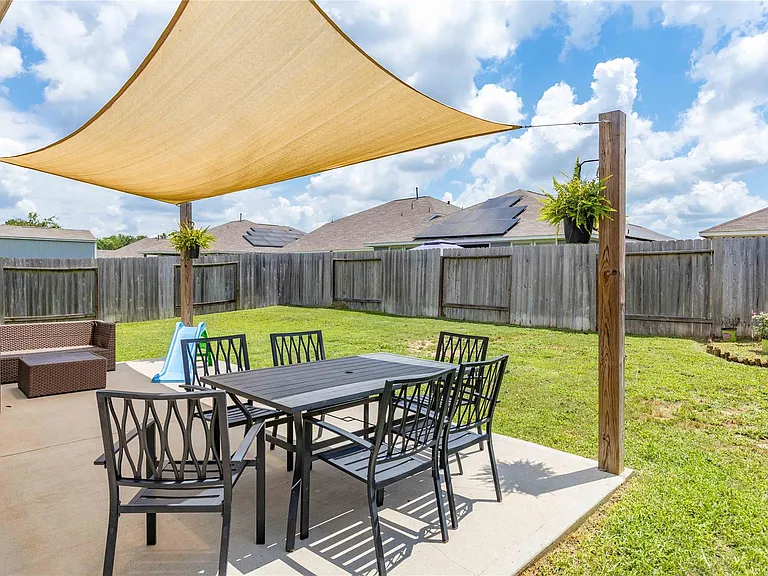 24714 Crimson Pine Dr — Photo 37