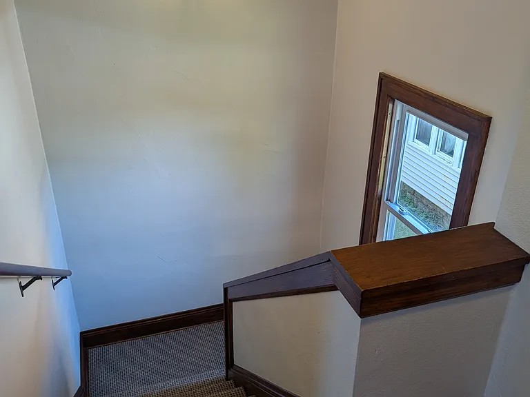 1298 Marshall Ave — Photo 7