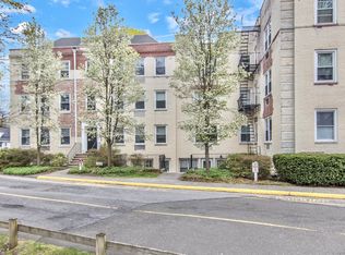 100 Summer St #2A, Stamford, CT 06901