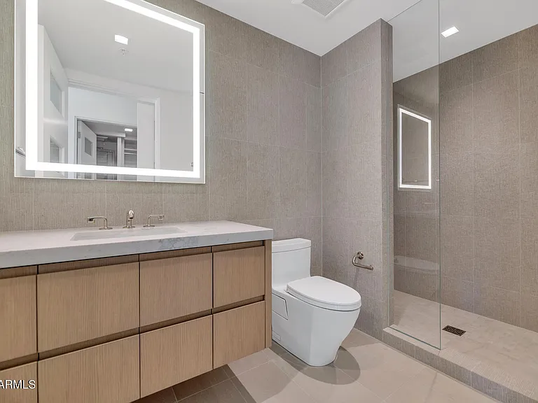 6587 N Palmeraie Blvd #2007 — Photo 35