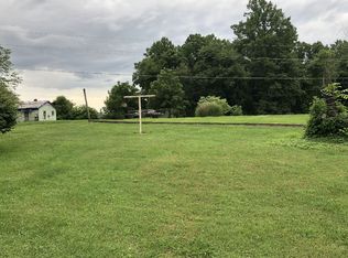 1101 Pea Ridge Rd, Oak Hill, WV 25901