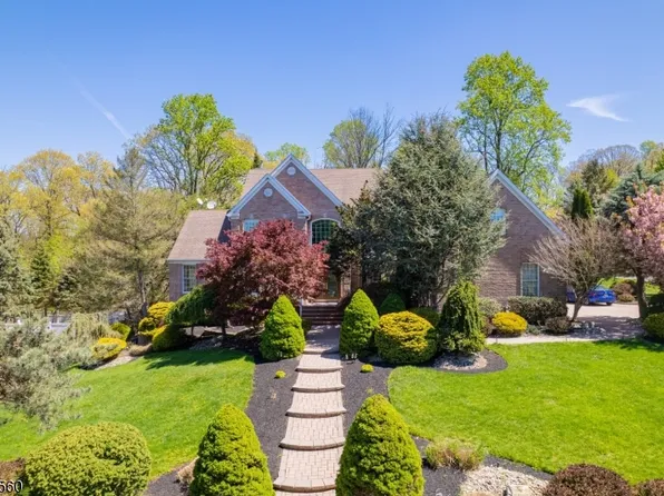 19 Ridge Rd, Green Brook Twp., NJ 08812