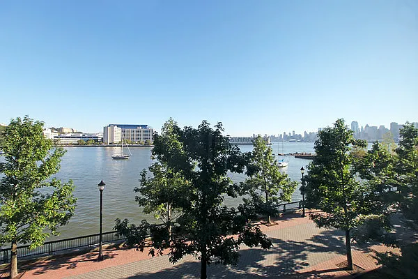 Sold by Liberty Realty | media 4