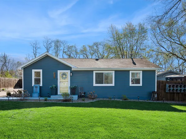 2445 NE 53rd Ct, Des Moines, IA 50317