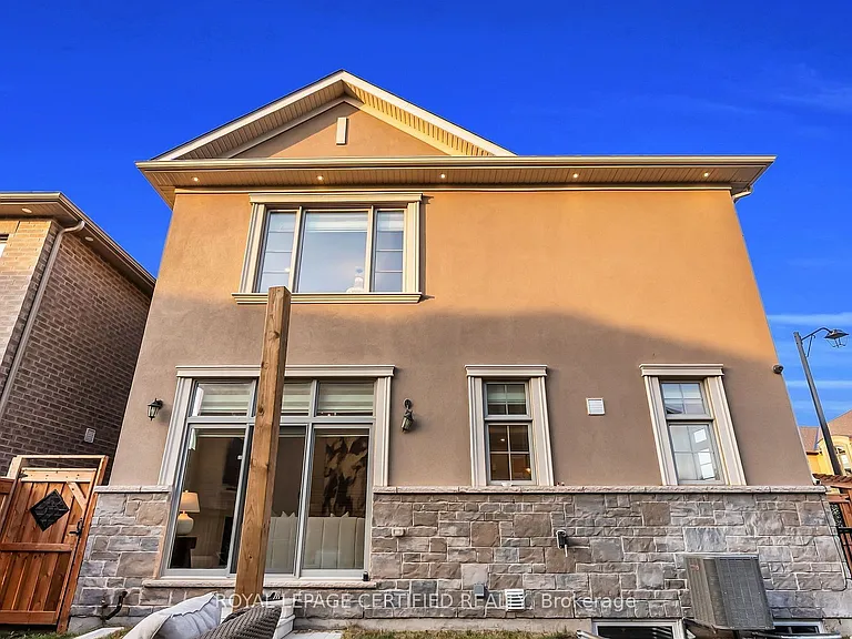 1366 Lobelia Cres #BASEMENT — Photo 9
