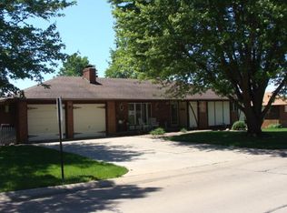 714W W Lincoln St, Maryville, MO 64468