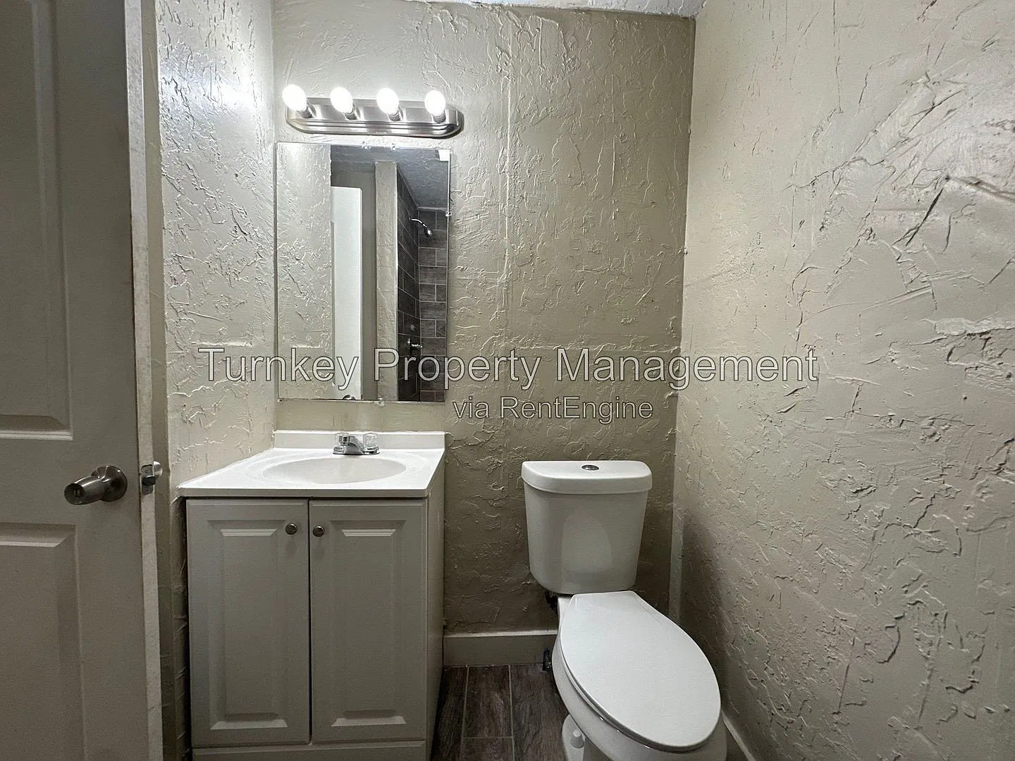 2 bed, 1.0 bath, 864 sqft, $950 — Photo 3