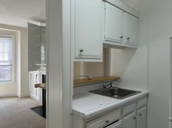 1225 Beacon St #201, Brookline, MA 02446