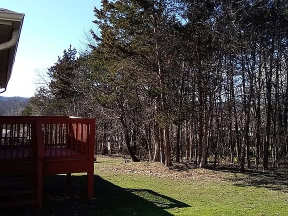 2nd image of 89 Bull Run Rd