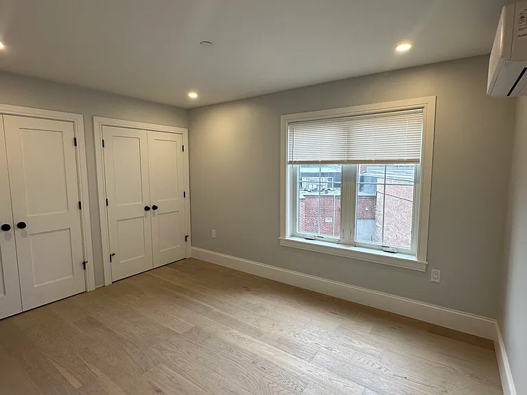 425 Market St #304 — Photo 6