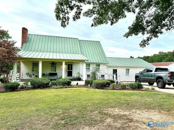 704 County Road 311, Moulton, AL 35650