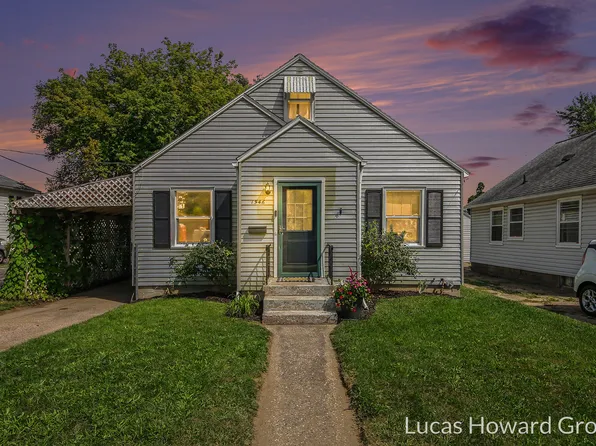 1546 Powers Ave NW, Grand Rapids, MI 49504
