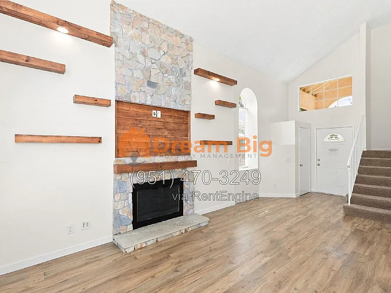7963 Townsend Dr — Photo 7