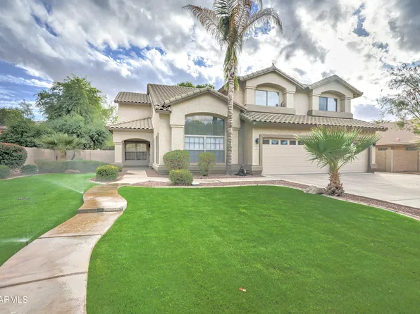153 E LOWELL Avenue, Gilbert, AZ 85295